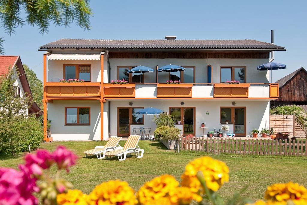 Haus Christina Lägenhet Faak am See Exteriör bild